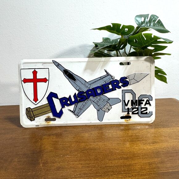 USMC VMFA-122 Marine Fighter Attack Squadron Crusaders License Plate Marines - Picture 1 of 7